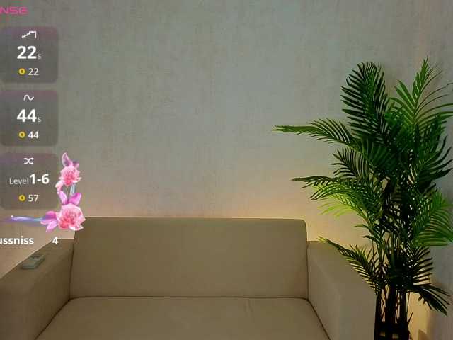 Kiana-White's BongaCams show and profile