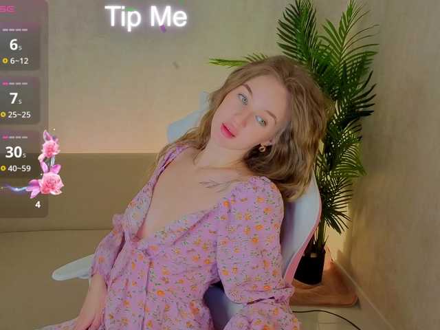 Kiana-White from BongaCams is Freechat