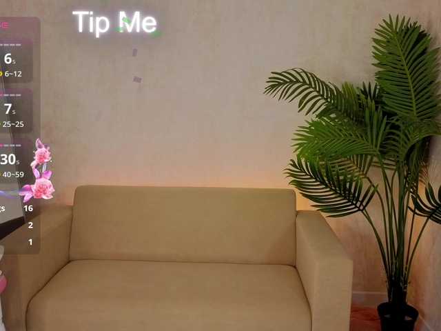 Kiana-White's BongaCams show and profile