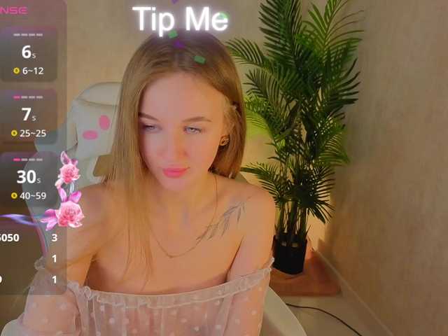 Kiana-White's BongaCams show and profile