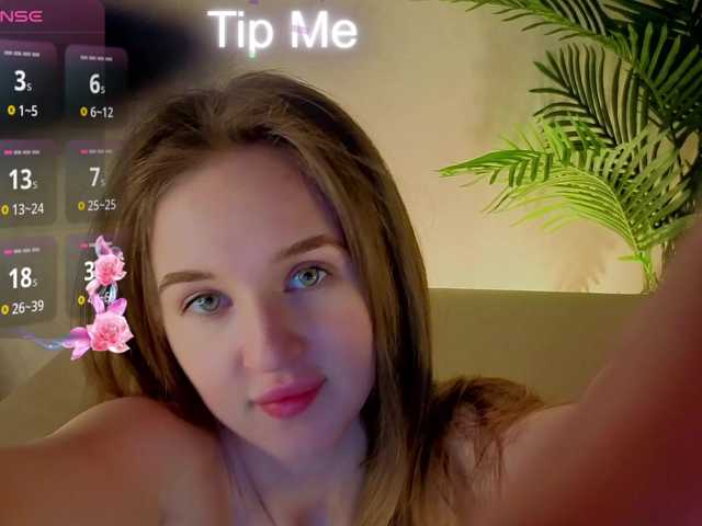 Kiana-White's BongaCams show and profile