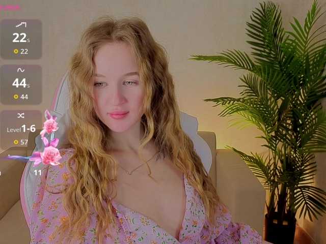 Kiana-White from BongaCams is Freechat