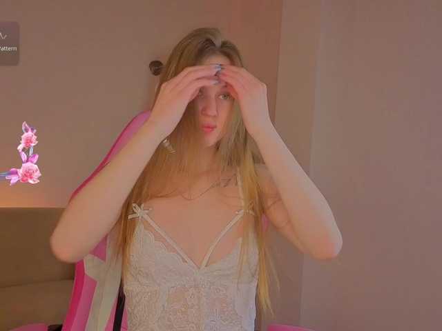 Развраточка Kiana-White