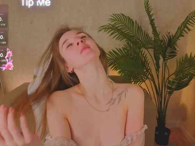 Kiana-White Kiana-White