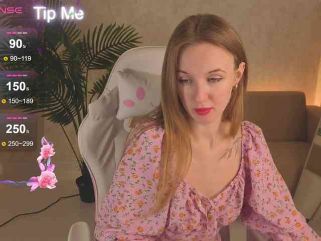 Kiana-White webcam