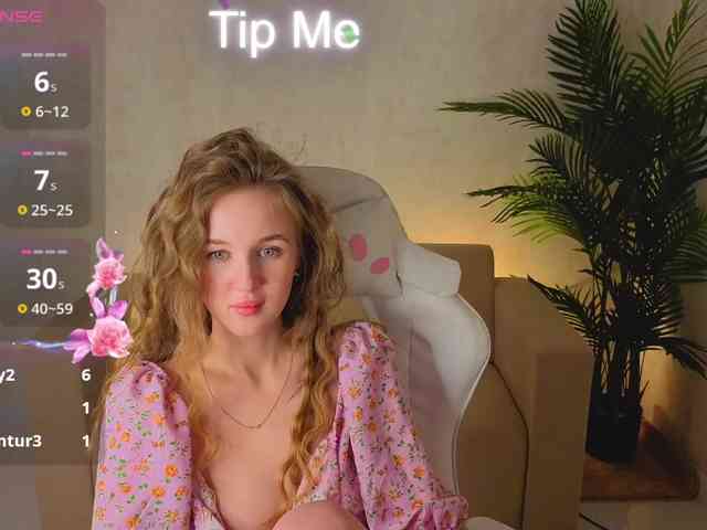 Kiana-White Live Webcam on BongaCams