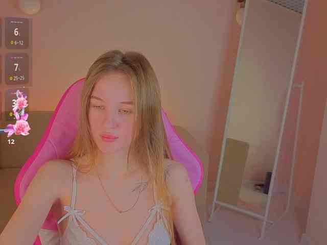 Kiana-White Kiana-White