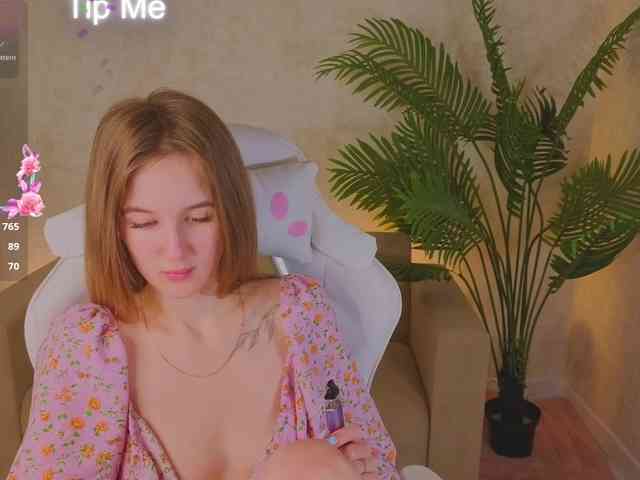 Kiana-White Kiana-White