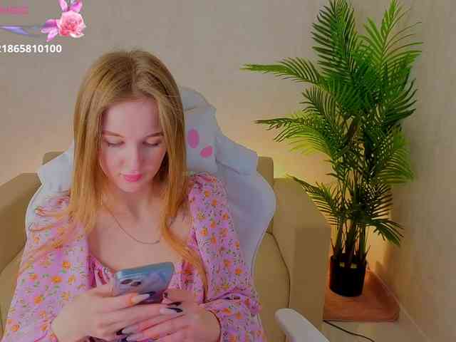 Kiana-White Kiana-White