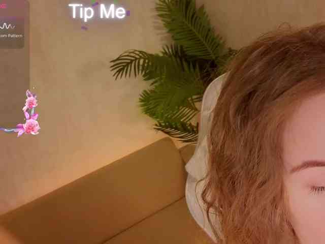 online nude chat room Kiana-White