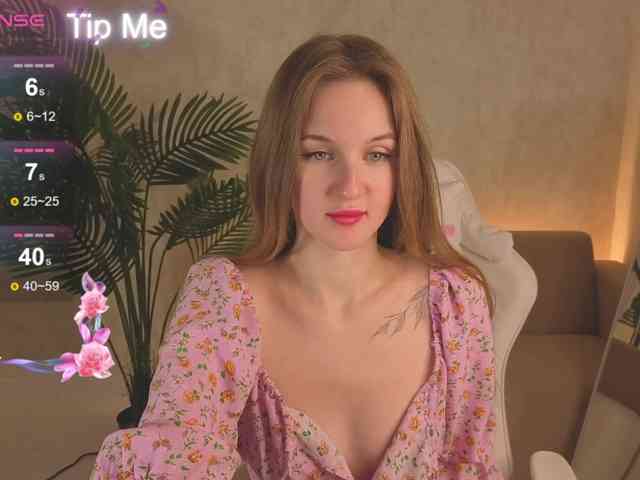 Kiana-White webcam