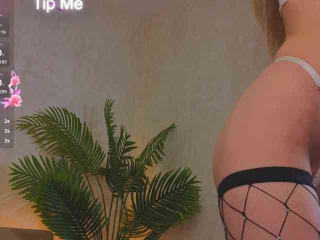 Kiana-White Kiana-White