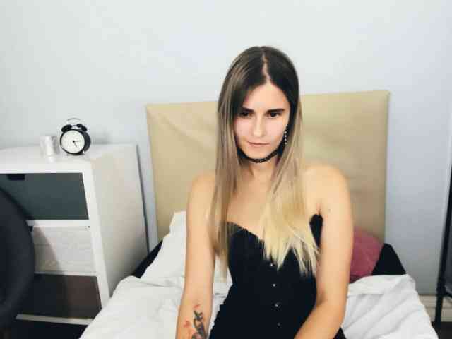 CatrinGood webcam
