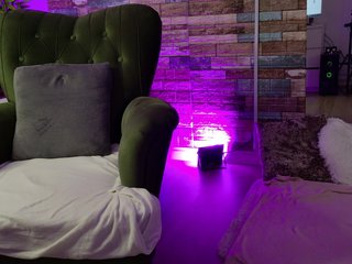 AlyxDior Porn Show