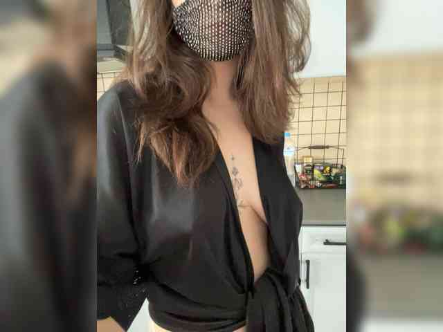 YebanutayaYa webcam