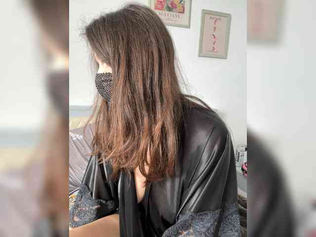 YebanutayaYa webcam