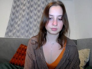 AdalynGlow Porn Show