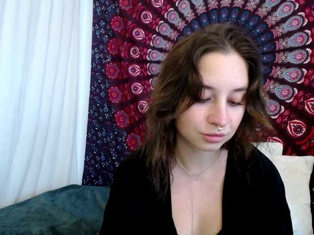 AdalynGlow webcam bongacams model stream image