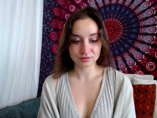 AdalynGlow webcam bongacams model stream image