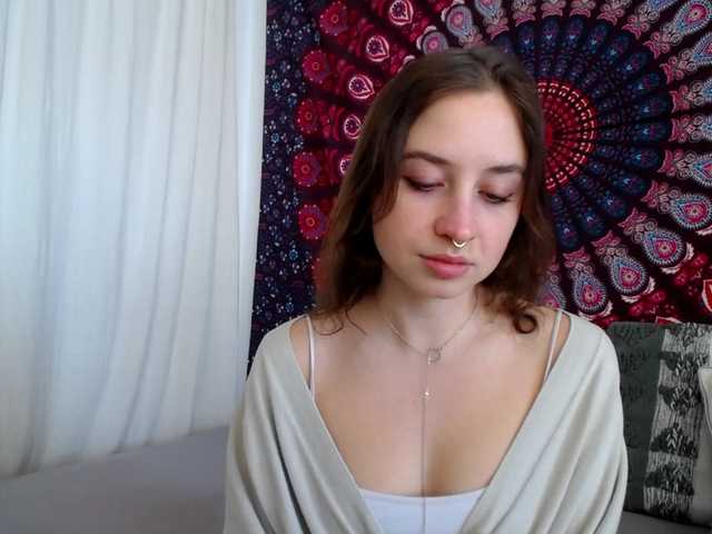 AdalynGlow's BongaCams show and profile