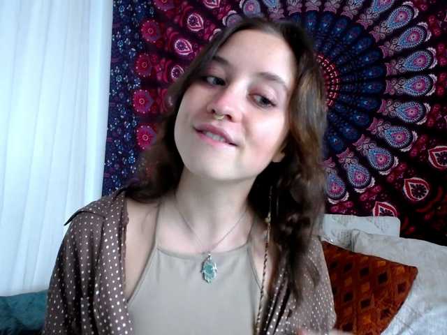 AdalynGlow webcam bongacams model stream image