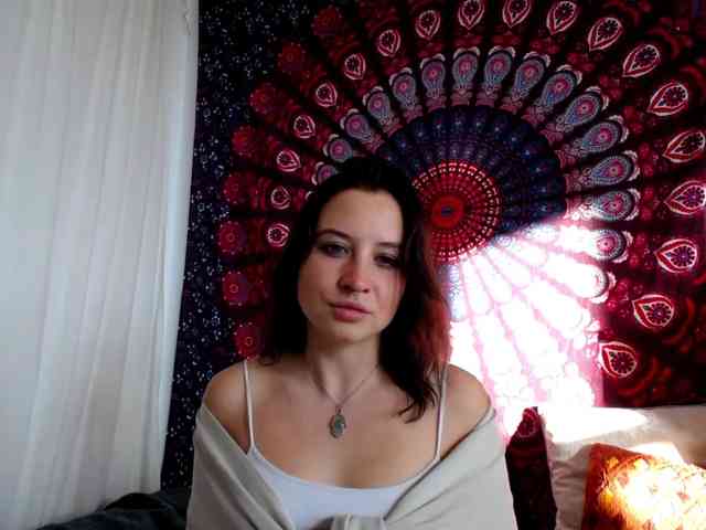 AdalynGlow webcam