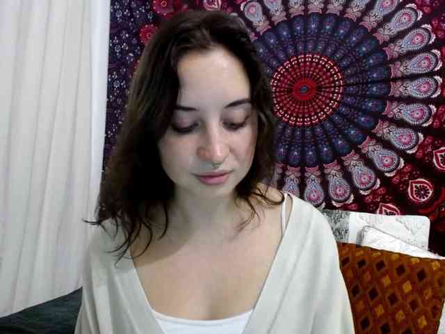 AdalynGlow webcam