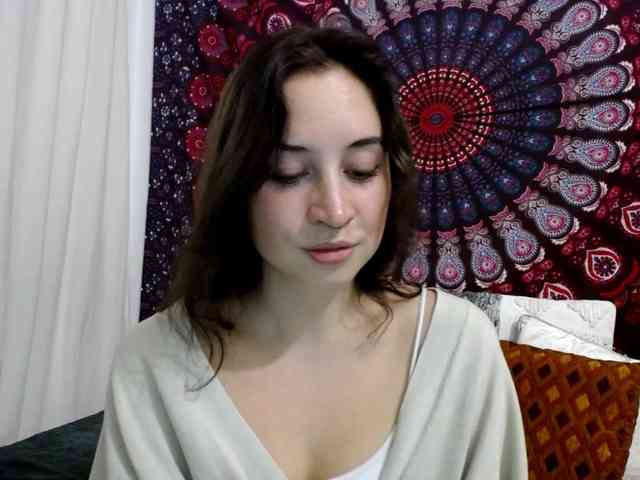 AdalynGlow webcam