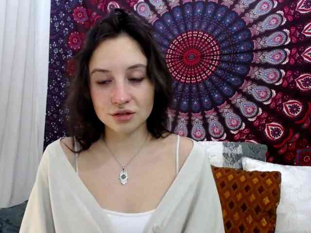 AdalynGlow webcam