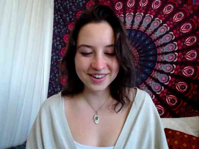 AdalynGlow webcam