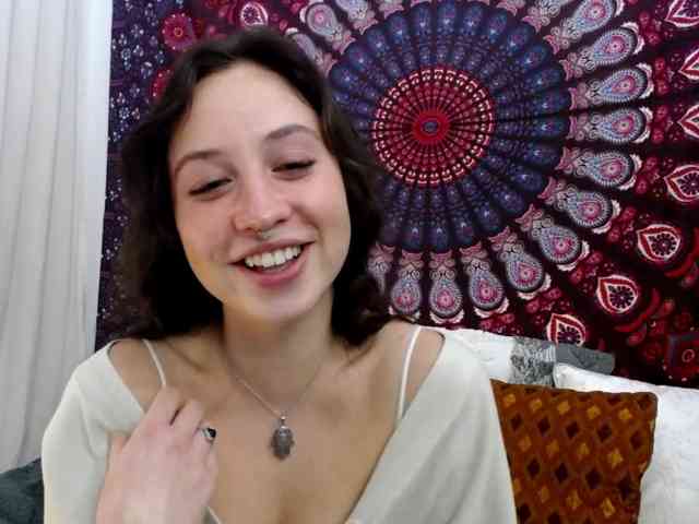 AdalynGlow webcam