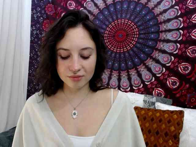 AdalynGlow webcam