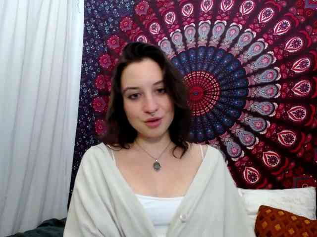 AdalynGlow webcam