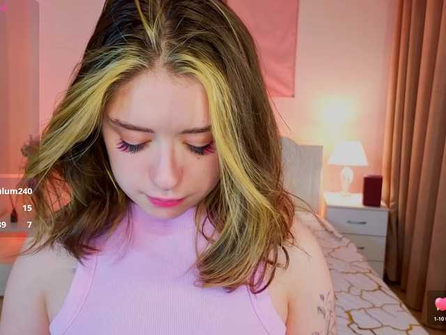 AmeliaShine1's BongaCams show and profile