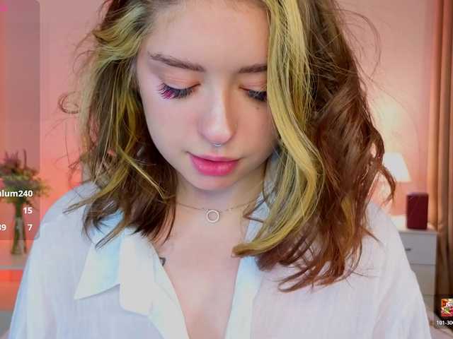 AmeliaShine1's BongaCams show and profile