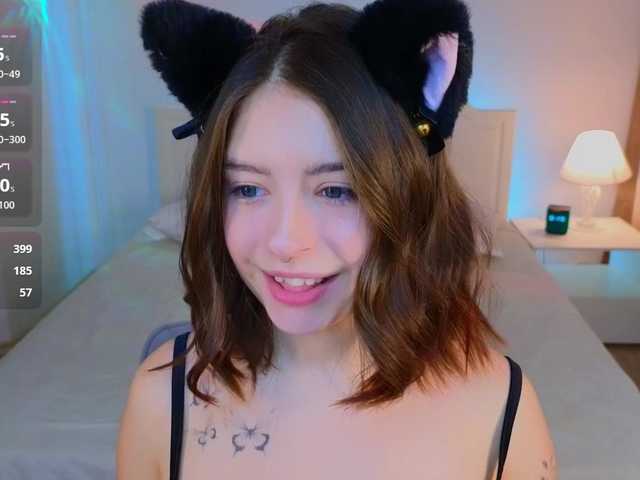AmeliaShine1 from BongaCams