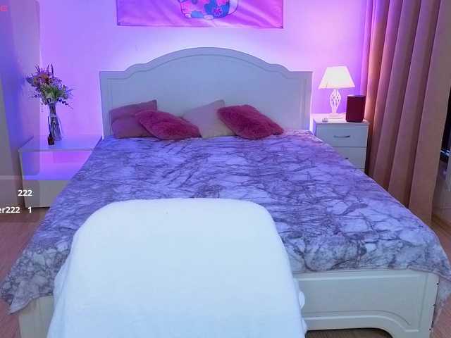 AmeliaShine1's BongaCams show and profile