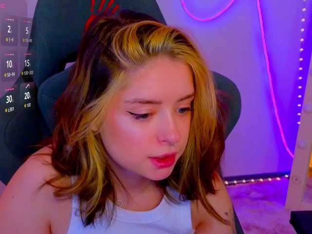 AmeliaShine1's BongaCams show and profile