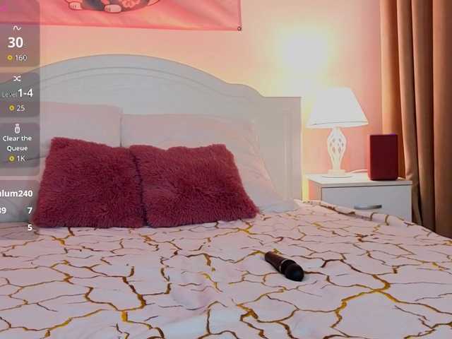 AmeliaShine1's BongaCams show and profile