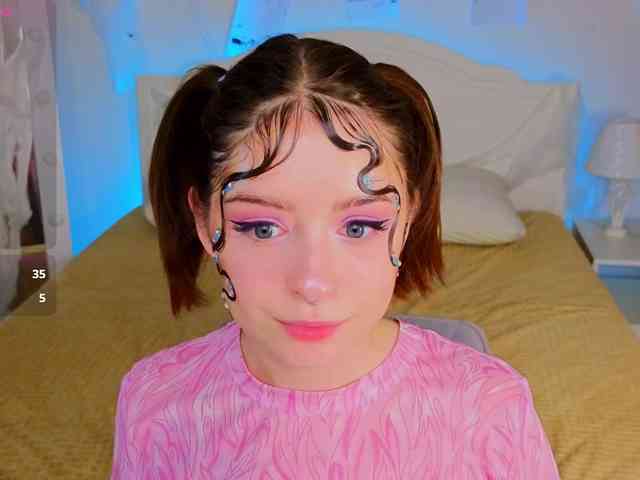 AmeliaShine1 webcam