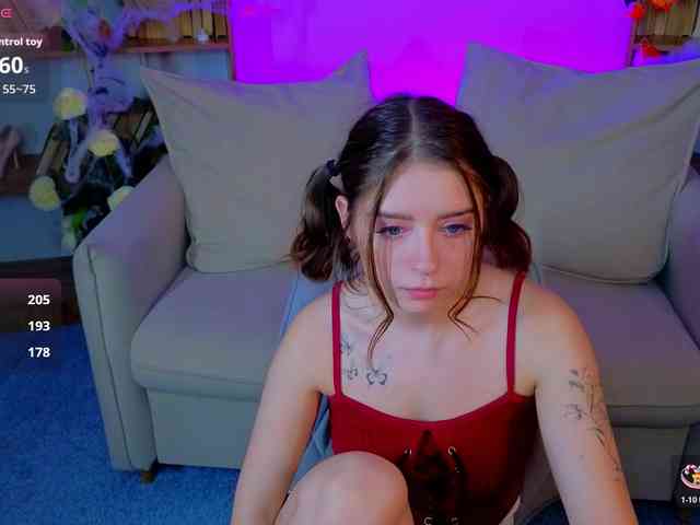 AmeliaShine1 webcam