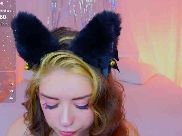 AmeliaShine1 webcam