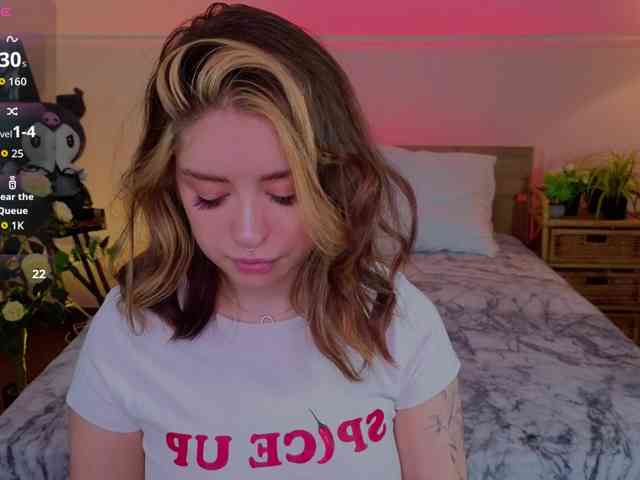 AmeliaShine1 webcam