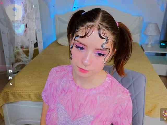AmeliaShine1 webcam