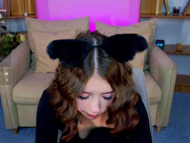 AmeliaShine1 webcam