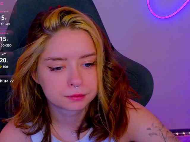 AmeliaShine1 webcam