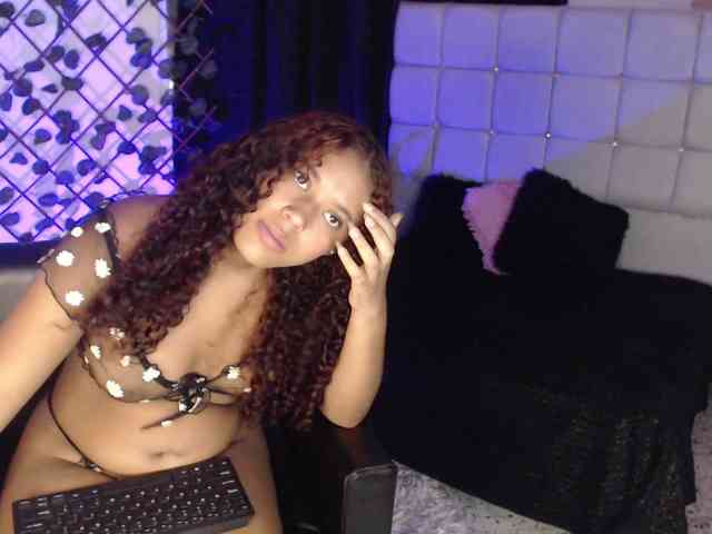 sara_goddexx webcam