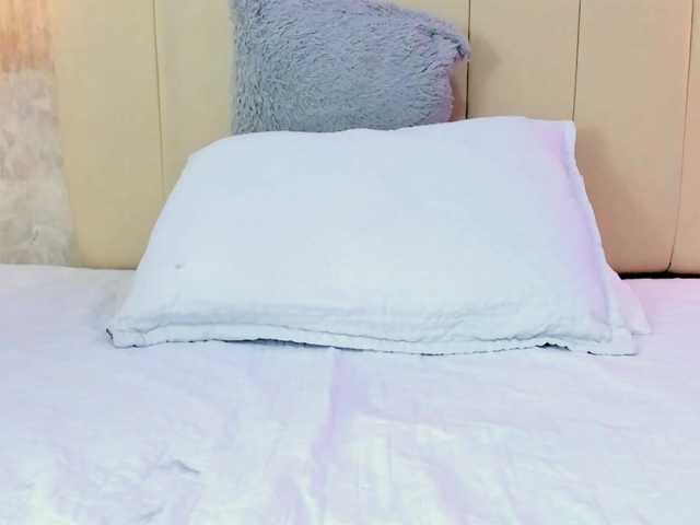 Dakshaa's BongaCams show and profile