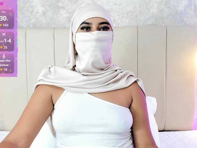 Dakshaa's BongaCams show and profile