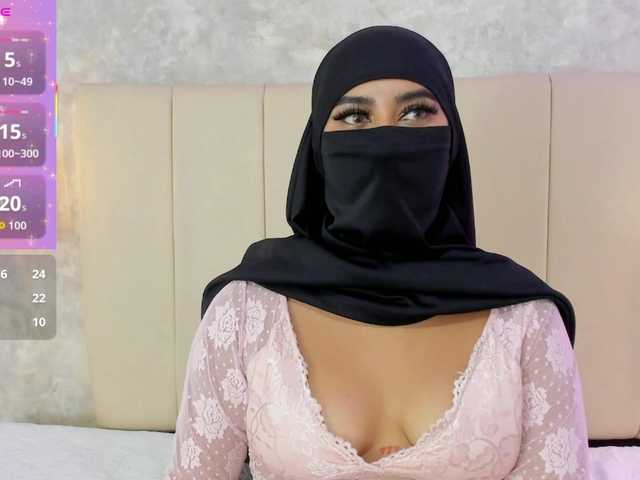 Dakshaa's BongaCams show and profile